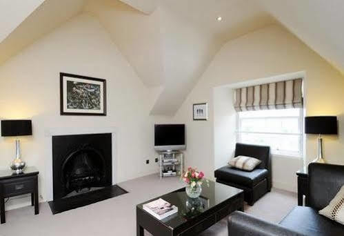 Royal Mile Apartment Edinburgh Bagian luar foto